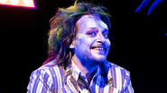 Eduardo Sterblitch vive Beetlejuice em musical - Foto: Leo Aversa