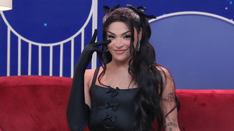 Pabllo Vittar marca presença no 'Sabadou com Virginia' - Rogerio Pallatta/SBT