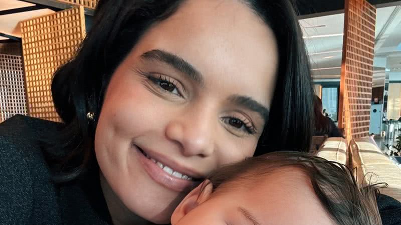 Carol Macedo com o filho - Reprodução/Instagram