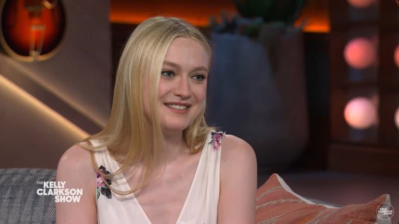 A atriz Dakota Fanning - Foto: Reprodução/YouTube