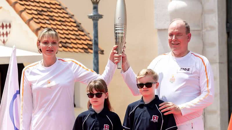 Princesa Charlene, Gabriella, Jacques e príncipe Albert II - Foto: Getty Images