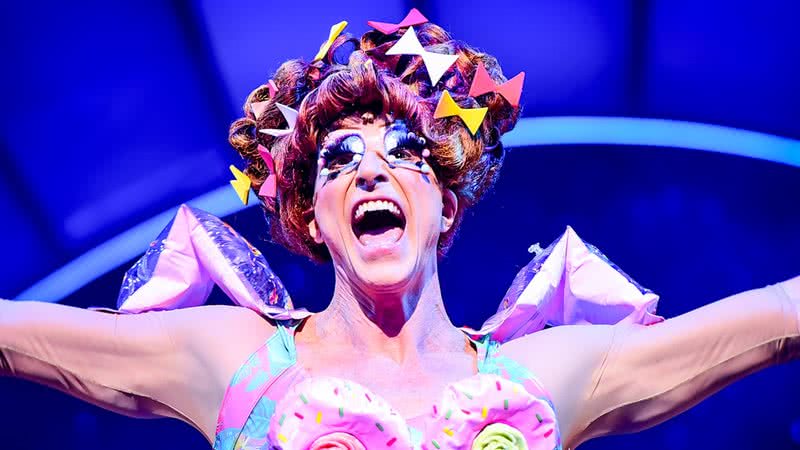 Reynaldo Gianecchini vive a drag queen Tick no musical Priscilla - A Rainha do Deserto - Foto: Brazil News