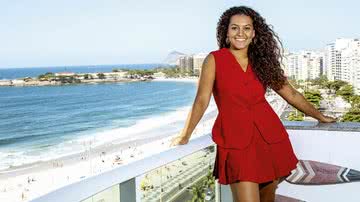 No Hotel Pestana Rio Atlântica, Aisha Moura festeja papel em novela da Globo - Marcio Farias