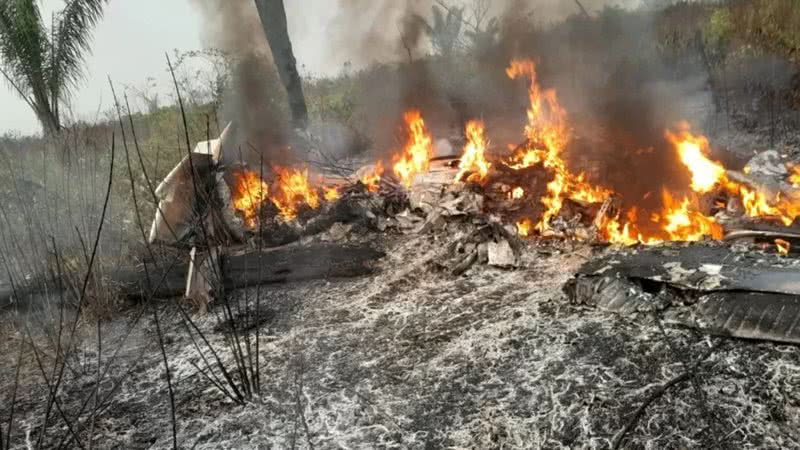 Avião de pequeno porte cai no Mato Grosso - Imagem: Reprodução/PMMT