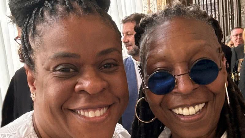 Cacau Protásio encontrou com Whoopi Goldberg durante uma cerimônia especial com o Papa Francisco - Foto: Divulgação