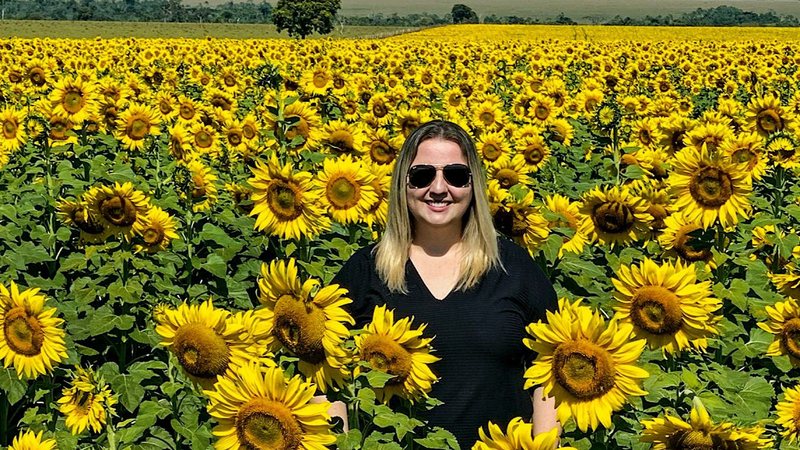 Além da vida no campo, Mariely também trabalha para ajudar as famílias - Acervo Pessoal