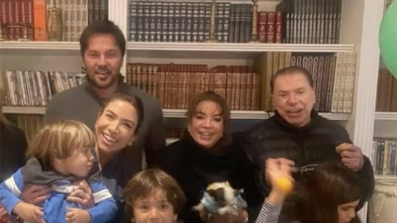 Fábio Faria mostra foto de Silvio Santos em família - Foto: Reprodução / Instagram