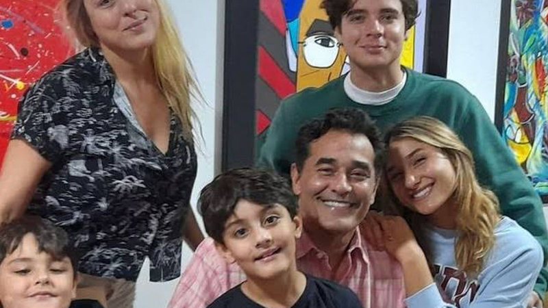 Luciano Szafir tem a paternidade como o maior acontecimento de sua vida - Reprodução/Instagram