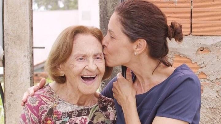 Laura Cardoso e Bianca Rinaldi no set de gravação de Dona Rosinha - Reprodução/Instagram