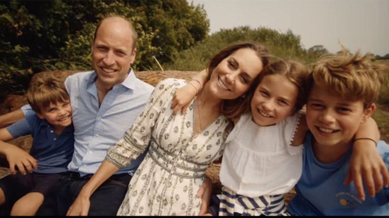 Príncipe Louis, príncipe William, princesa Kate Middleton, princesa Charlotte e príncipe George - Foto: Reprodução / Instagram