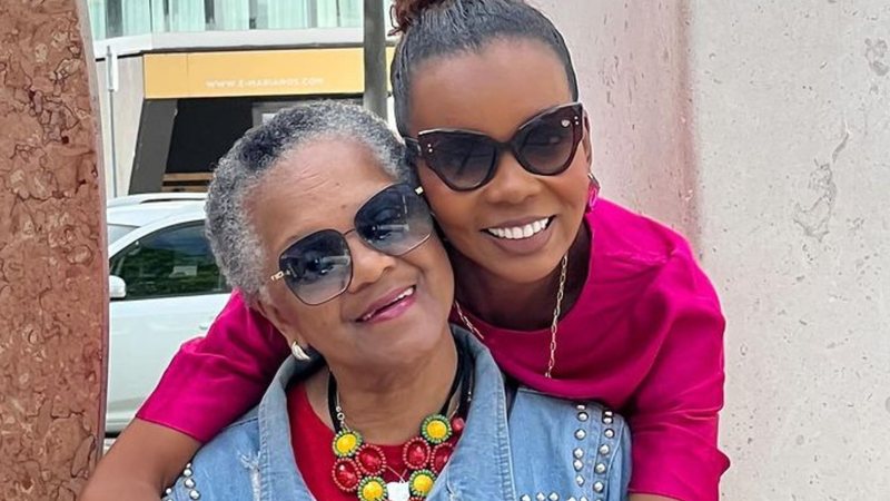 Thelma Assis e a mãe, dona Yara - Foto: Reprodução / Instagram