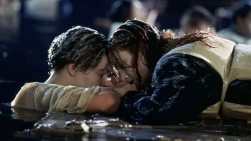 Kate Winslet e Leonardo DiCaprio em Titanic - Foto: Divulgação