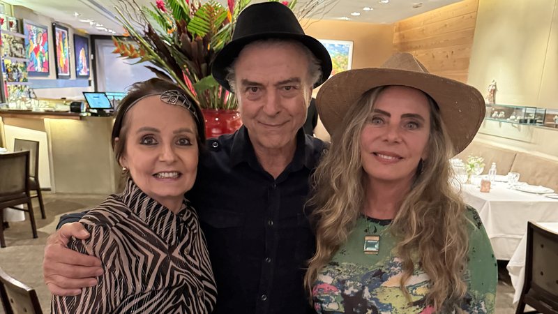 Valéria Baracatt, Carlos Alberto Riccelli e Bruna Lombardi - Foto: Divulgação