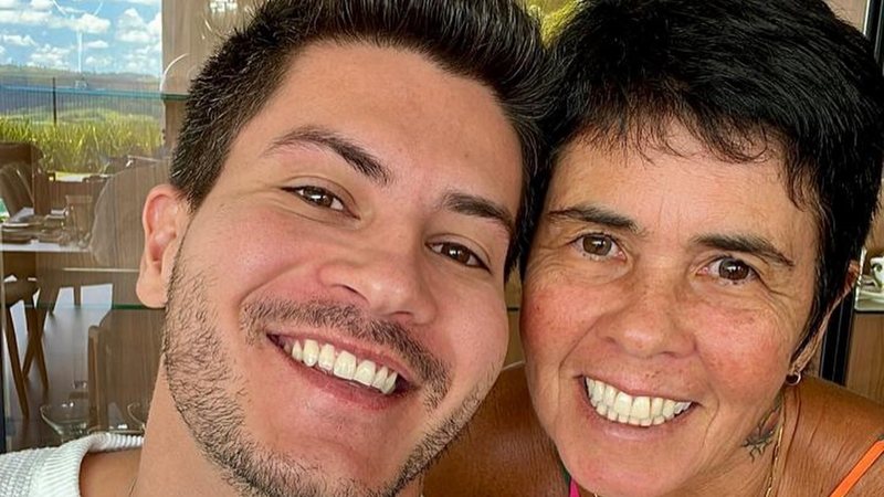 Arthur Aguiar com a mãe, Katia - Foto: Reprodução/Instagram