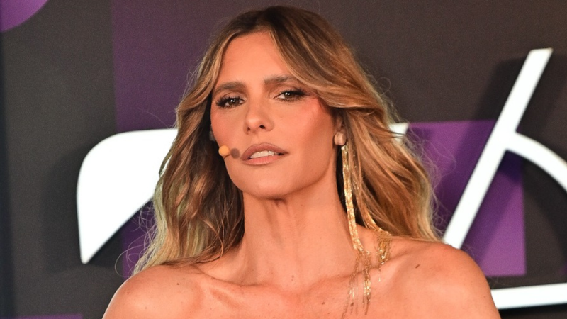 Fernanda Lima durante evento de premiação aos profissionais da beleza - Divulgação/Beleza Experience