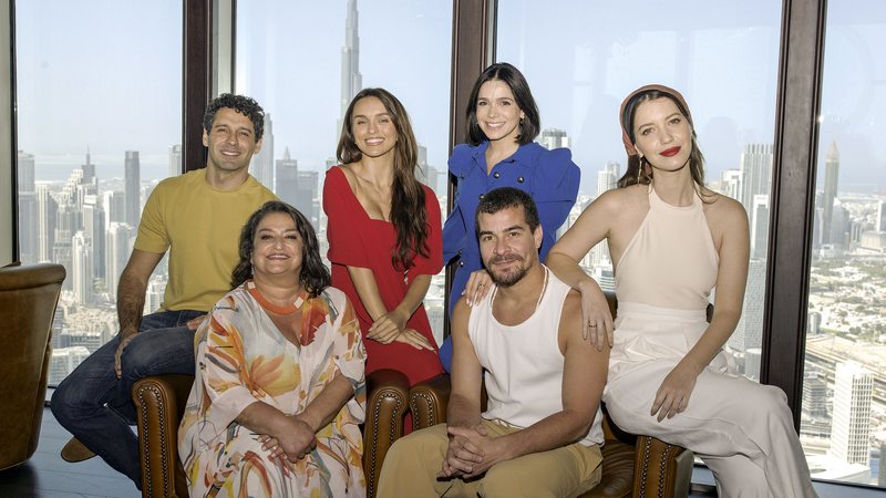 Sabrina Petraglia e os amigos de Família É Tudo em Dubai - Abdallah Elabry