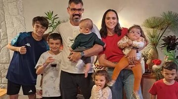 Juliano Cazarré, Letícia Cazarré e os filhos - Foto: Reprodução/Instagram