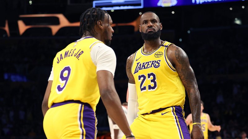 LeBron James com o filho - Foto: Getty Images