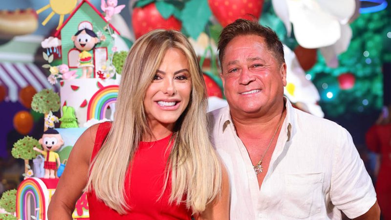 Poliana Rocha e Leonardo na festa de Maria Flor - Foto: Brazil News