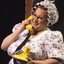 O ator Tiago Abravanel como Edna Turnblad, sua personagem do musical Hairspray