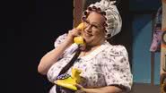 O ator Tiago Abravanel como Edna Turnblad, sua personagem do musical Hairspray - Foto: Ricardo Brunini e João Caldas