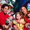 Zé Felipe e Virginia Fonseca com os filhos - Foto: Manuela Scarpa / Brazil News