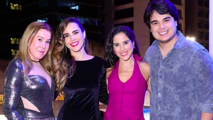 Zilu Camargo ao lado dos filhos, Wanessa, Camilla e Igor - Foto: Reprodução