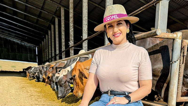 Mauriele Braga lida com produção de leite e cultivo de terra em Minas Gerais - Foto: Acervo Pessoal