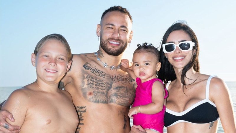 Davi Lucca, Neymar Jr, Mavie e Bruna Biancardi - Foto: Reprodução / Instagram