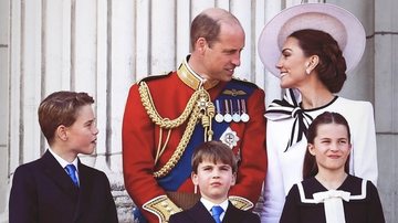 Kate Middleton e William com os filhos George, Charlotte e Louis - Foto: Reprodução / Instagram