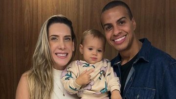 O casal Bruna Matuti e Thiago Oliveira com a filhinha, Ella - Reprodução/Instagram