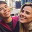 Wanessa Camargo curte viagem com os filhos