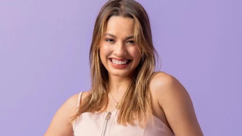 Ex-BBB Beatriz Reis exibe novo visual ao se submeter a procedimento estético e choca fãs - Foto: Reprodução/Divulgação