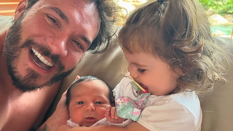 Eliezer com os filhos - Foto: Reprodução/Instagram