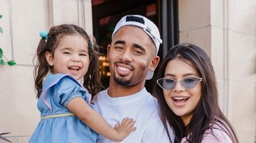 Gabriel Jesus e Raiane Lima com a filha - Foto: Reprodução/Instagram