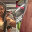 Gracyanne Barbosa choca ao exibir shape sarado