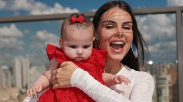 Amanda Kimberlly e a filha, Helena - Foto: Reprodução / Instagram