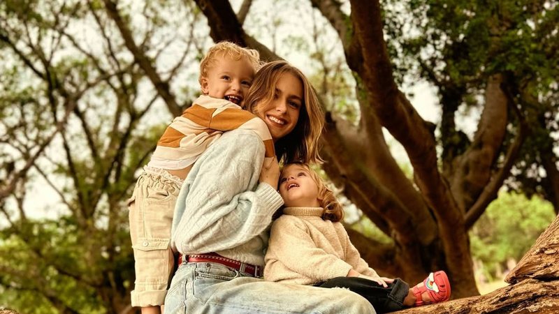 Isa Scherer com os filhos - Foto: Reprodução/Instagram