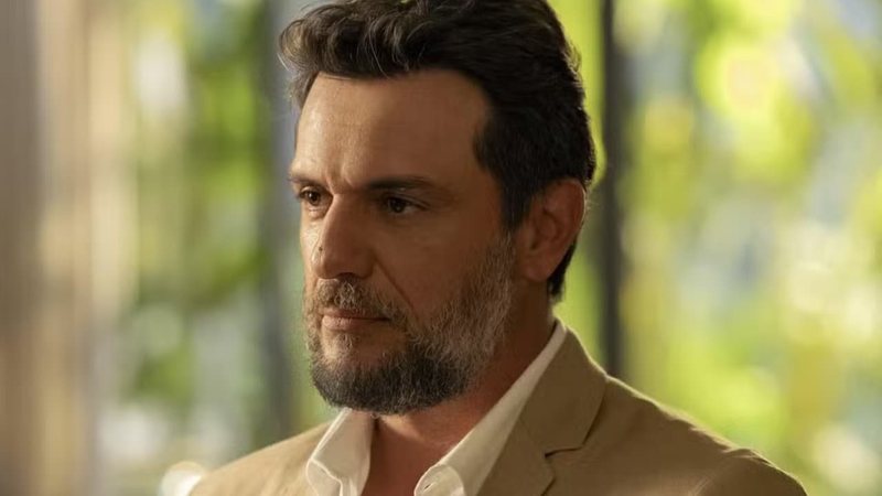 Molina (Rodrigo Lombardi) na novela Mania de Você - Foto: Reprodução / Globo