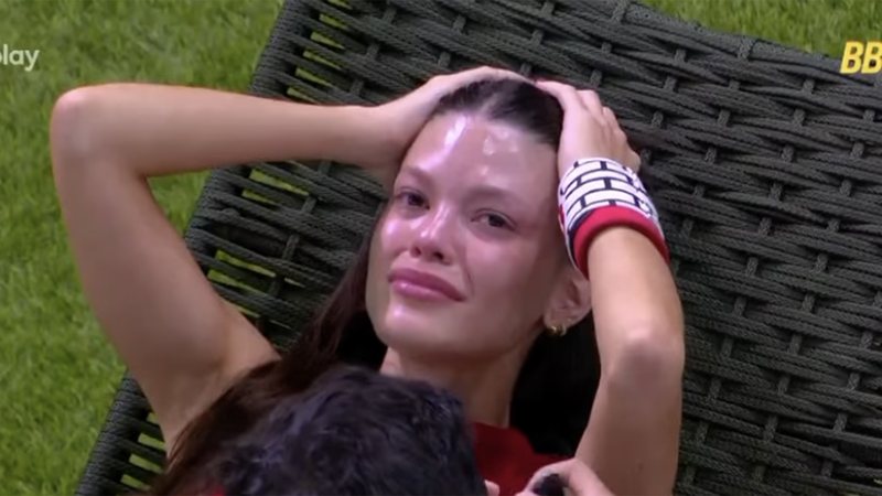 Vitória Strada chora no BBB 25 - Foto: Reprodução / Globo