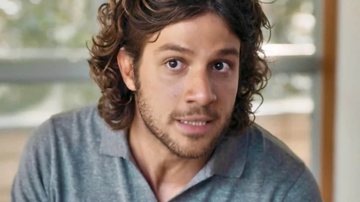 Mavi (Chay Suede) na novela Mania de Você - Foto: Reprodução / Globo