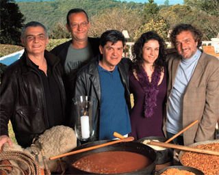 Na Villa de CARAS, técnicos e atores do filme dirigido por Tabajara Ruas aprovam os sabores do bufê Ricardo Teruchkin Gastronomia, de Porto Alegre.