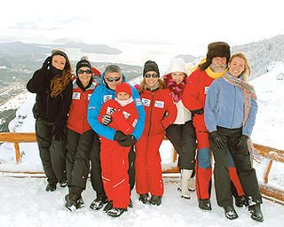 A 1 350 metros de altura, a emoção de Janaina Barbosa, Angelina Muniz, Marcos Paulo com Giulia, Cissa Guimarães, Bárbara Paz e José de Abreu com a mulher, Camila