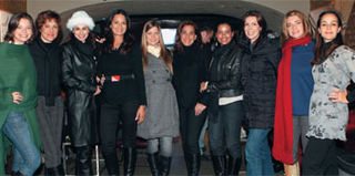 Milena Toscano, Cynthia Benini, Daniela Escobar, Luiza Brunet, Bárbara Borges, Totia Meirelles, Ildi Silva, Claudia Lira, Letícia Spiller e Karla Tenório em confraternização no restaurante Don Molina Asador, em Bariloche