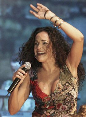 Daniela Mercury apresenta show... - Foto: Reuters