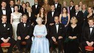 Rainha Elizabeth II em suas bodas de diamante. A ocasião reúne 80 membros da família real na residência londrina do príncipe Charles, Clarence House. - Reuters