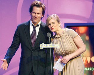 KEVIN BACON E KYRA - Reuters