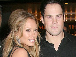 Hilary Duff e Mike Comrie - Reprodução