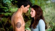 Jacob (Taylor Lautner) e Bella (Kristen Stewart) - Divulgação / Paris Filmes