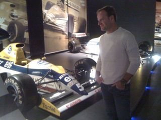 Rubens Barrichello visita museu da Williams, na Inglaterra - Reprodução